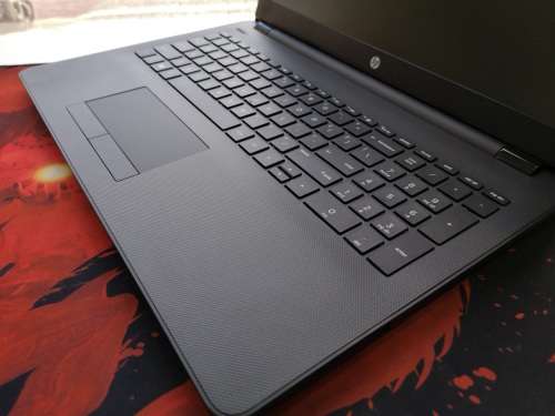 *AS NEW*HP 15 RAX*6TH GEN*N3060*4GB DDR4*500GB HDD*